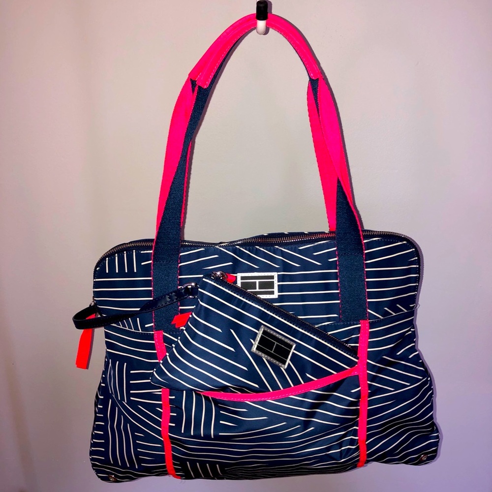 Tommy Hilfiger Navy Yoga Sport Tote - Picture 2 of 6